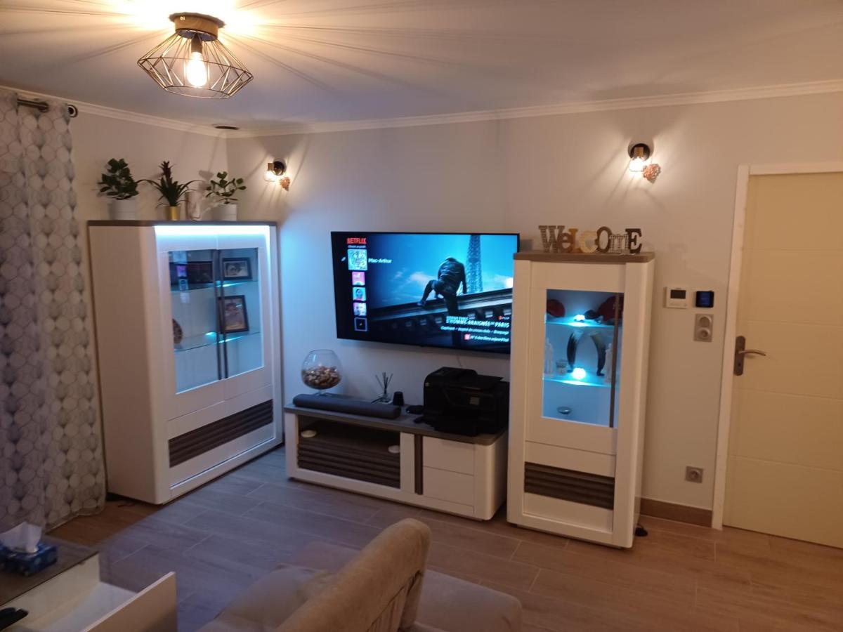 Chambre Privee/Climatisee+Tv /Petit Dejeuner Inclu/Tout Confort Nevers Exterior foto